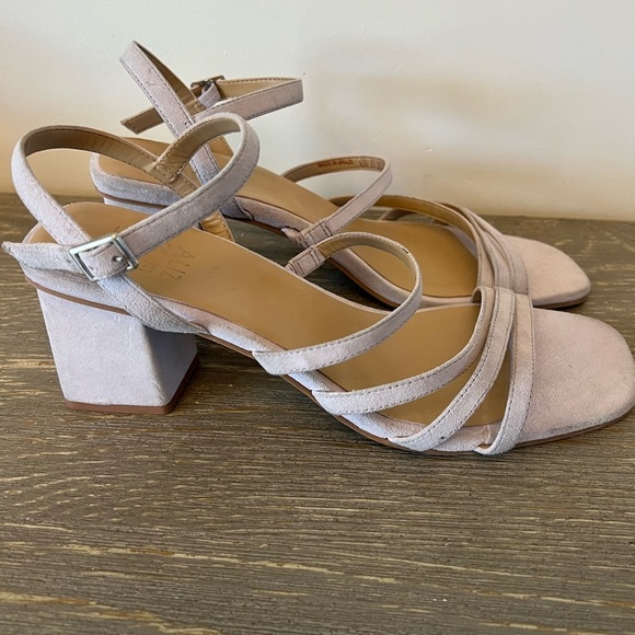 Naturalizer Niko Ankle Strap Block Heel Sandals 9.5 - Picture 1 of 8